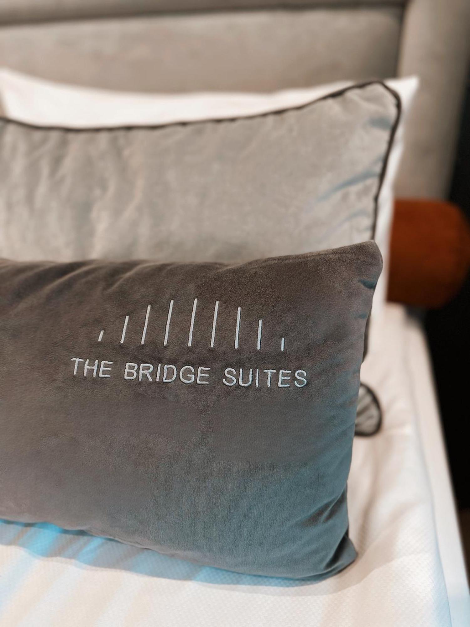 קרקוב The Bridge Suites Hotel מראה חיצוני תמונה